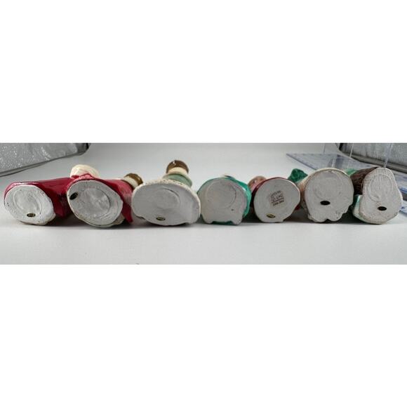 Vintage Chalkware Nativity Set 7 Pc Hand Painted MY Korea Figurines - Picture 9 of 11